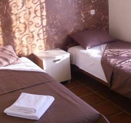 Hotel Prenociste Trio Vranje Exteriér fotografie